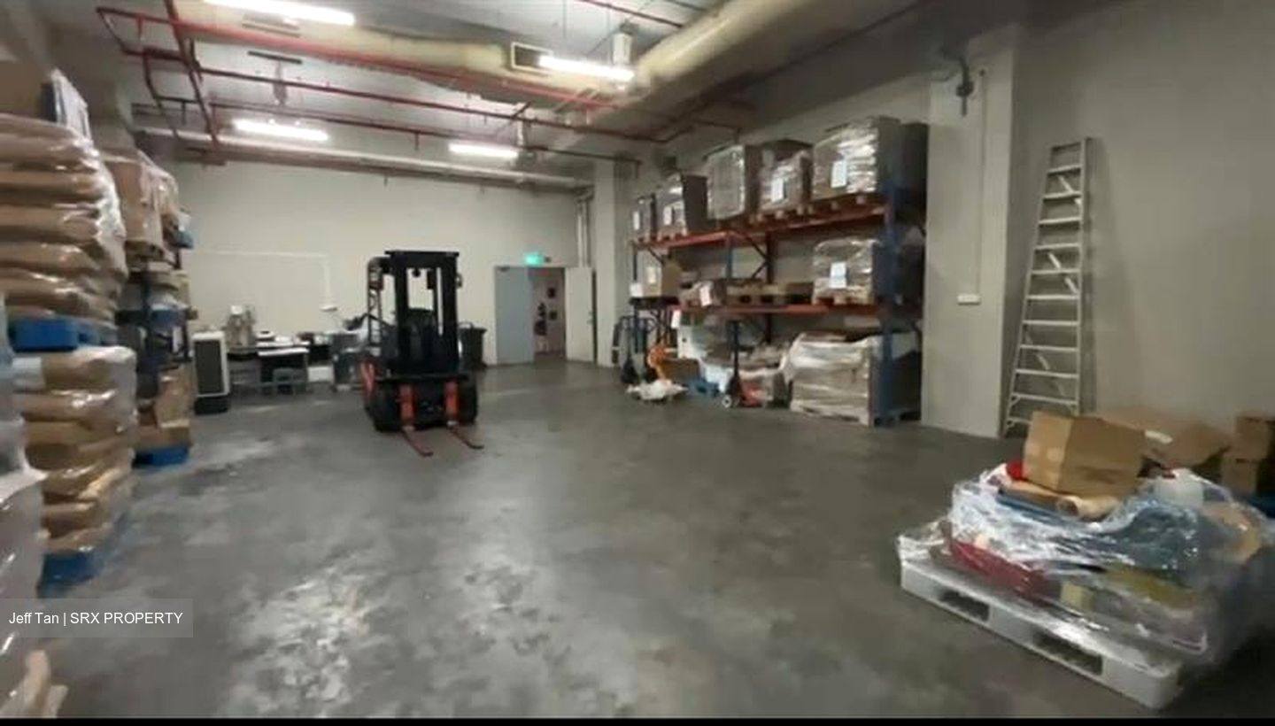 Pantech Business Hub (D5), Factory #573518841